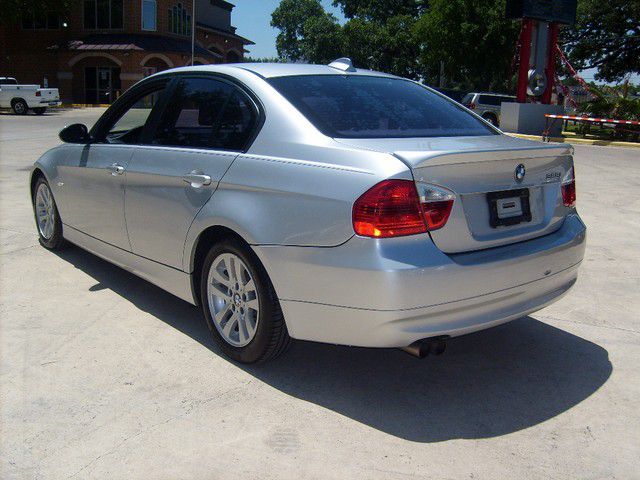 BMW 3 series 2007 photo 2