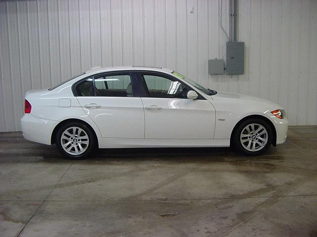 BMW 3 series 2007 photo 2