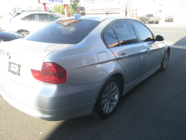 BMW 3 series 2007 photo 2