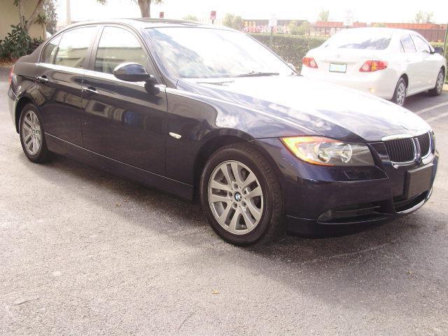 BMW 3 series Sport-awd-2nd Bench-third-1 Owner Sedan