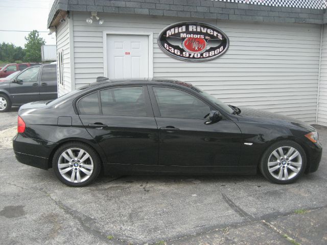 BMW 3 series SE Automatic 4X4 Beutiful Sedan