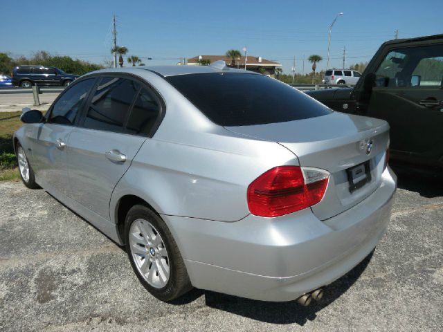 BMW 3 series 2007 photo 2