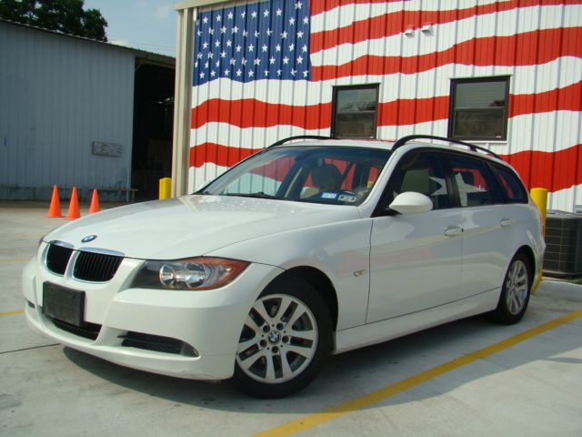 BMW 3 series SE Automatic 4X4 Beutiful Wagon