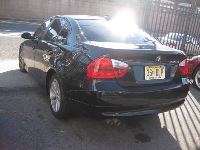 BMW 3 series 2007 photo 2