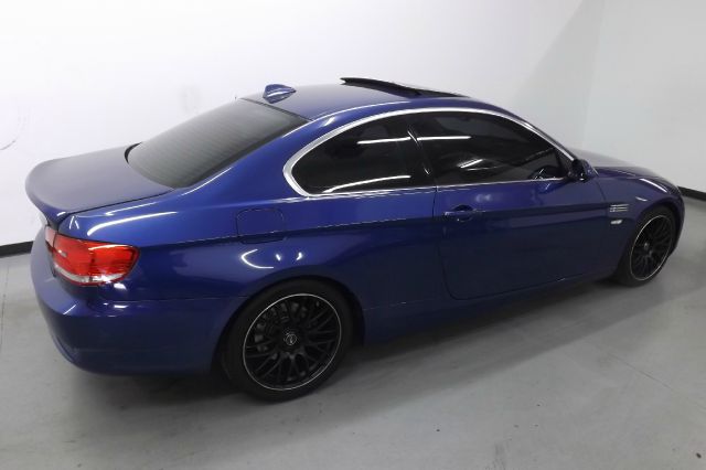 BMW 3 series 2007 photo 2