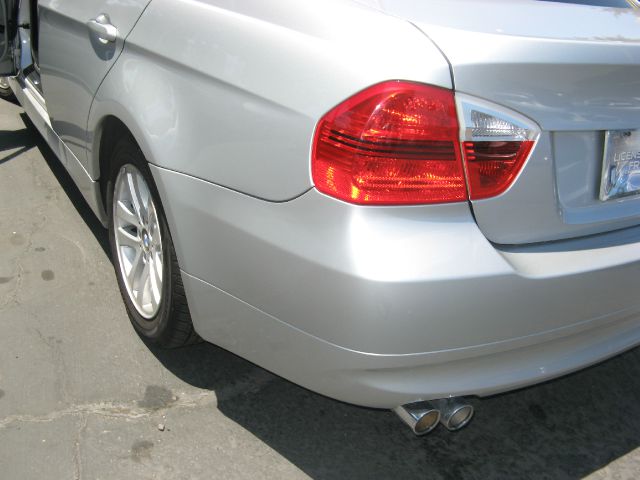 BMW 3 series 2007 photo 2