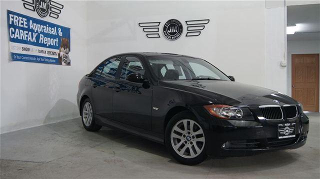 BMW 3 series Base Sport + Sedan