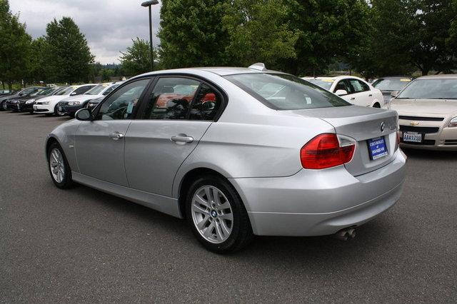 BMW 3 series 2007 photo 2