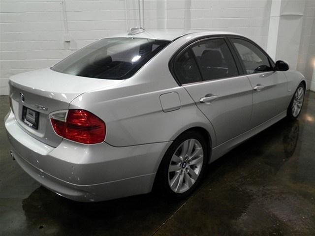 BMW 3 series 2008 photo 2