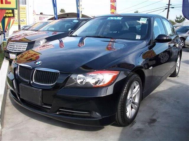 BMW 3 series Base Sport + Sedan