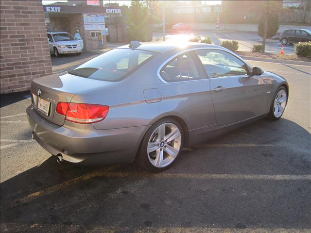 BMW 3 series 2008 photo 2