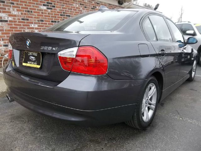 BMW 3 series 2008 photo 2