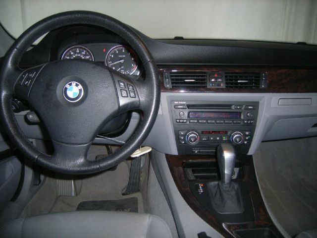 BMW 3 series 2008 photo 2