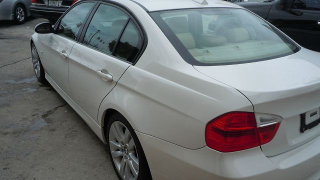 BMW 3 series 2008 photo 2