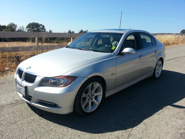 BMW 3 series Crew Cab 126.0 WB 1SJ LS ZQ8 Sedan