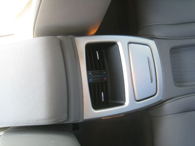 BMW 3 series 2008 photo 9