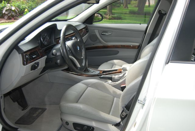 BMW 3 series 2008 photo 2