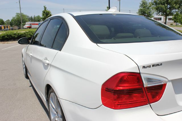 BMW 3 series 2008 photo 41