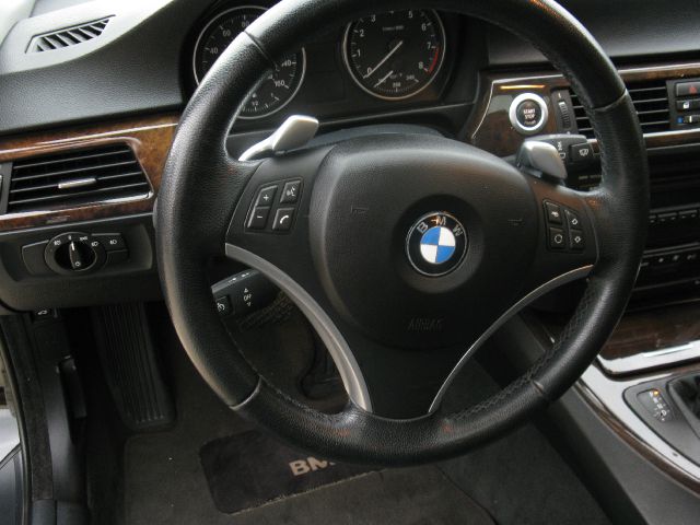 BMW 3 series 2008 photo 2