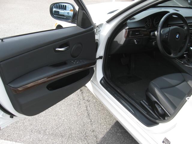 BMW 3 series 2009 photo 1