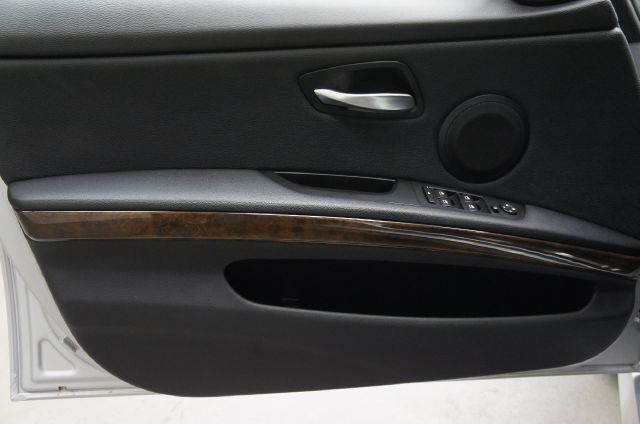 BMW 3 series 2009 photo 14