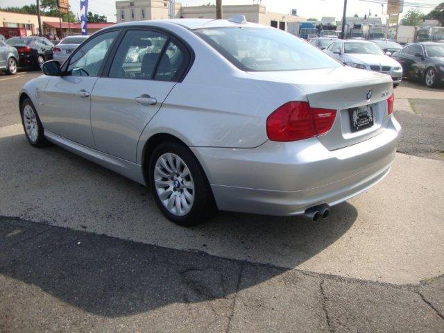 BMW 3 series 2009 photo 1