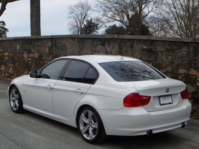 BMW 3 series 2009 photo 2