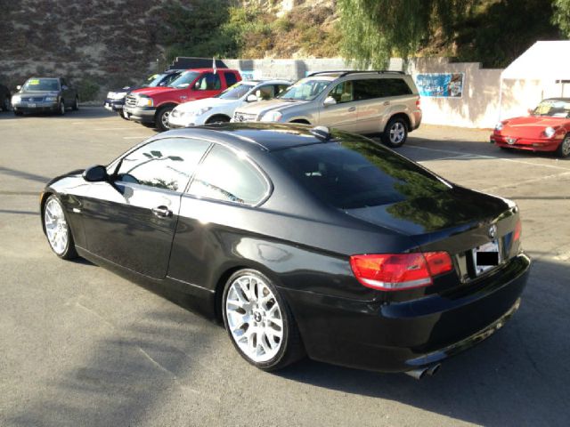 BMW 3 series 2009 photo 4