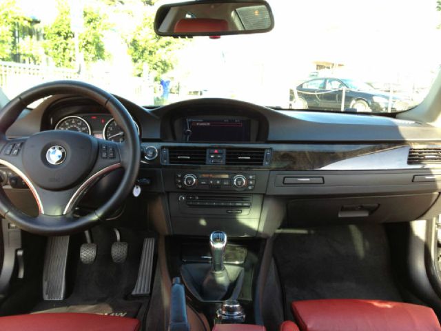 BMW 3 series 2009 photo 6