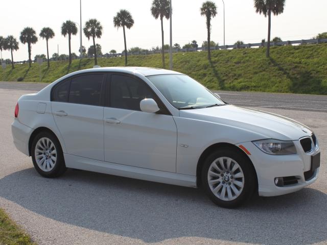 BMW 3 series 2009 photo 2