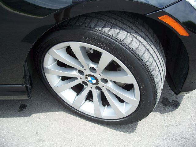 BMW 3 series 2009 photo 1