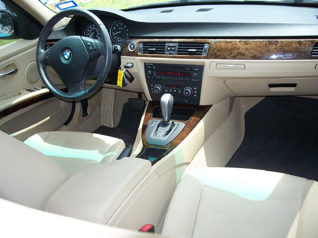 BMW 3 series 2009 photo 3