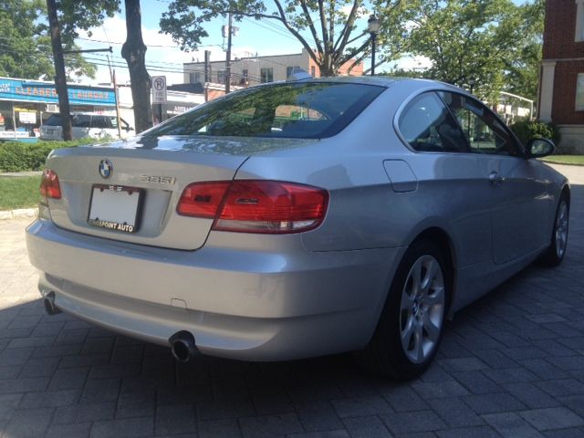 BMW 3 series 2009 photo 1