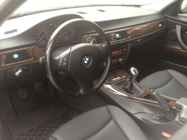 BMW 3 series 2009 photo 12