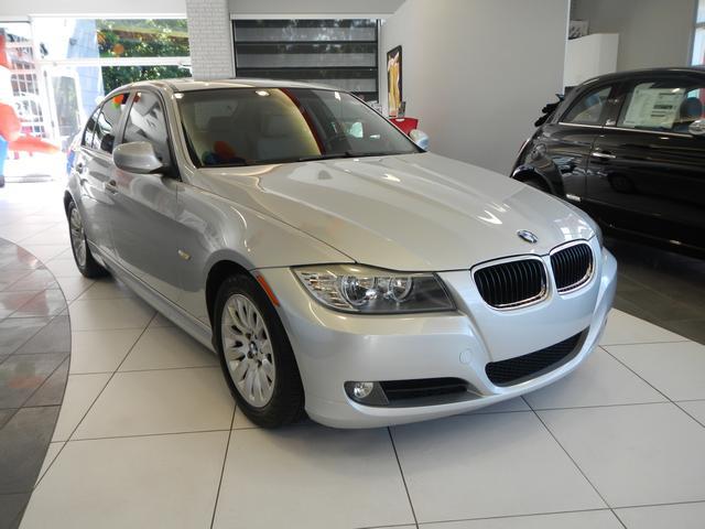 BMW 3 series SE Automatic 4X4 Beutiful Sedan