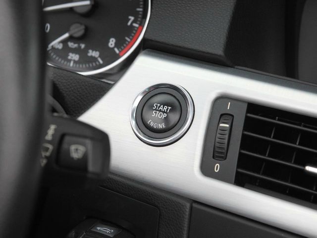 BMW 3 series 2009 photo 1