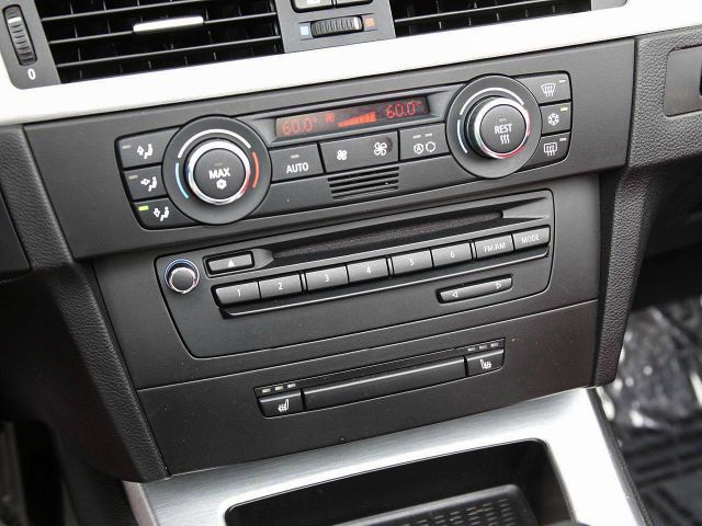 BMW 3 series 2009 photo 2