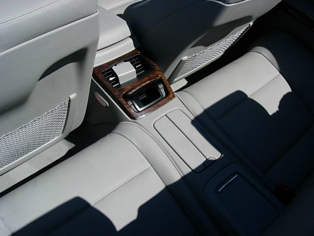 BMW 3 series 2009 photo 13