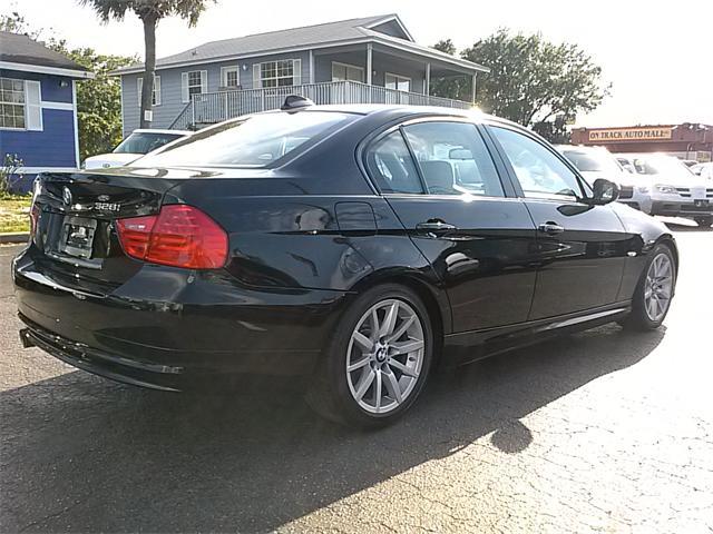 BMW 3 series 2009 photo 16