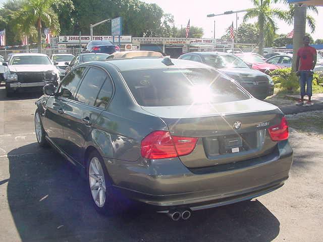 BMW 3 series 2009 photo 4