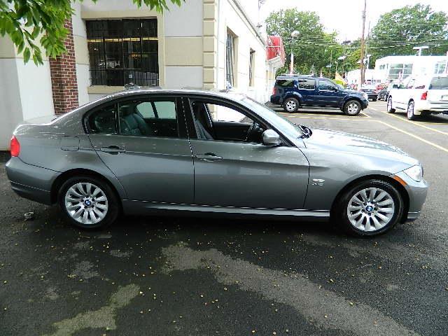 BMW 3 series 2009 photo 1