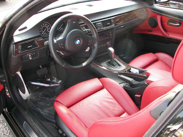 BMW 3 series 2009 photo 2