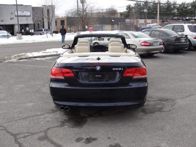 BMW 3 series 2009 photo 3