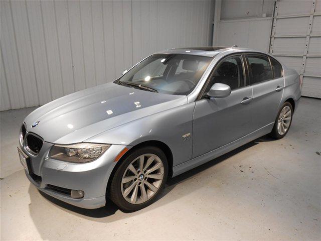 BMW 3 series 2009 photo 2