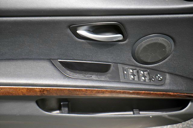 BMW 3 series 2009 photo 11