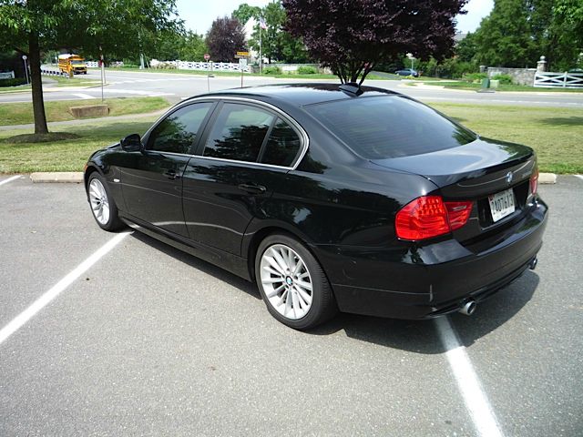 BMW 3 series 2010 photo 4