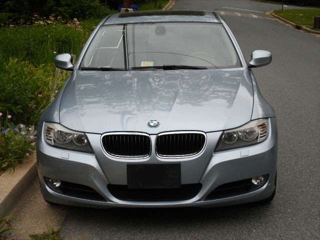 BMW 3 series 2010 photo 4