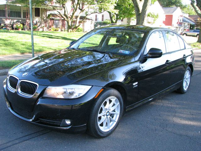 BMW 3 series 2010 photo 2