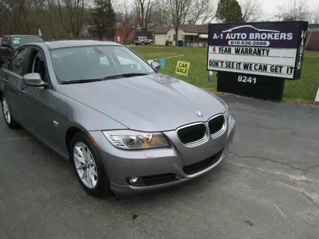 BMW 3 series 2010 photo 3