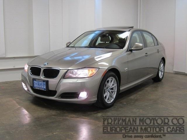 BMW 3 series 2010 photo 1